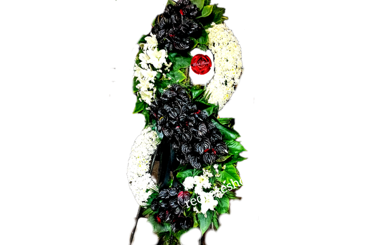تاج گل ترحیم دوطبقه با طراحی باشکوه از گلفروشی Red Rose حلقه ای لیلیوم،آنتوریوم داوودی سفید،مشکی