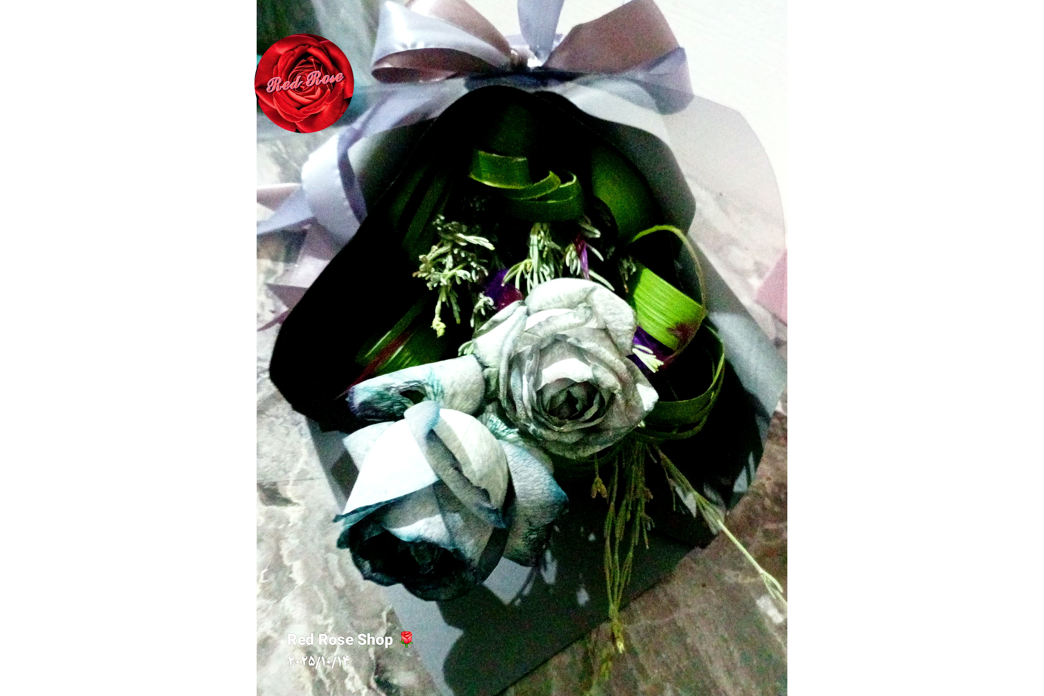 دسته گل رز طوسی دو شاخه کاغذ طوسی مشکی