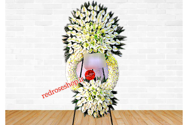 لیلیوم_انتوریوم_داوودی_تاج_گل_ترحیم_سه_طبقه_تم_سفید_وسط_حلقه