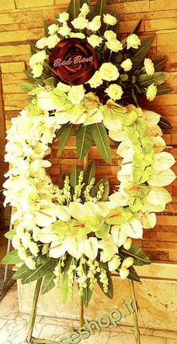 تاج-گل-ترحیم-گرد-تاج دار-رز-سفید-انتوریوم-مریم-اورینتال