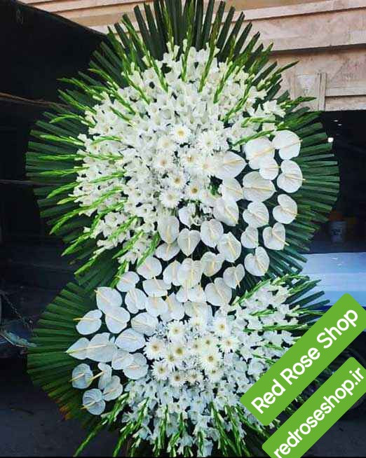تاج-گل-دو-طبقه-سفید-آنتوریوم-گلایل-ژربرا-مدل-خاص